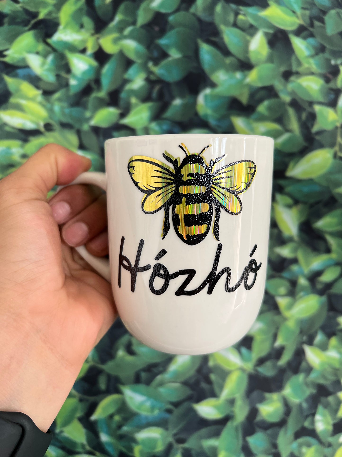 12 oz bee Hózhó Porcelain Mug